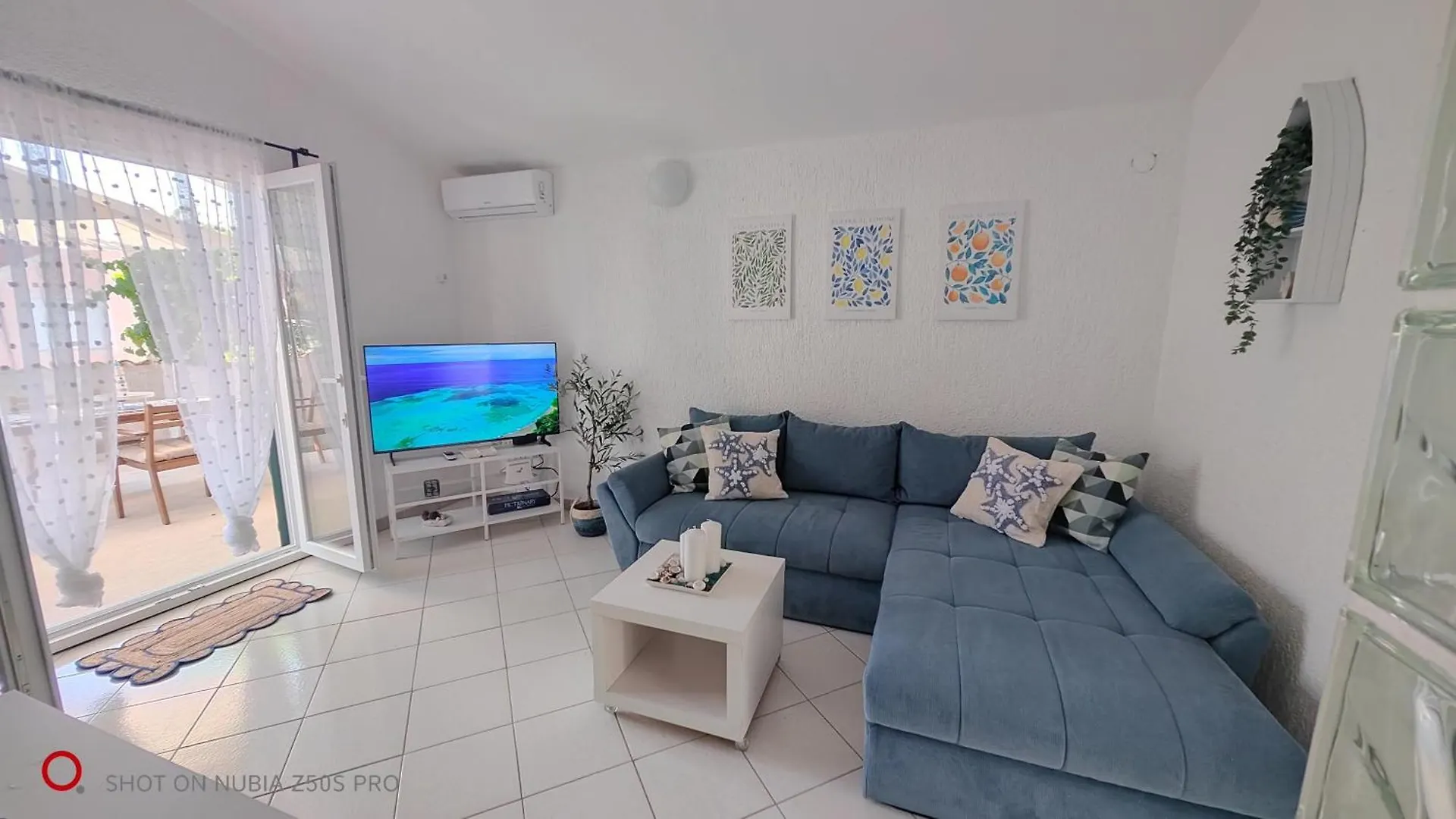 Apartman Lunna فرسي